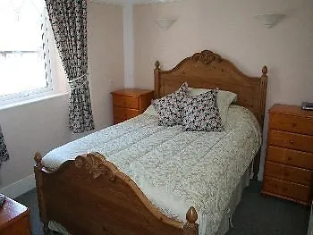 Rosemullion Guest house 4*