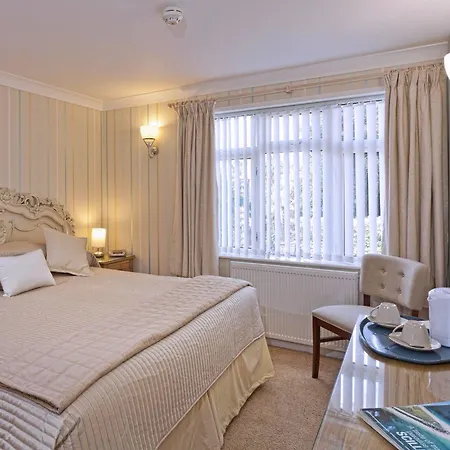 Rosemullion Guest house 4*